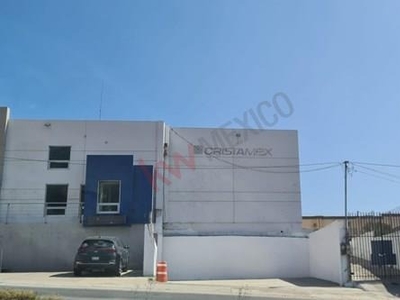 Bodega En Renta En Col. Azteca, Ensenada, Bc
