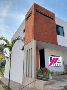 Bonita Casa Ubicada En Zona Norte De Villa De Álvarez