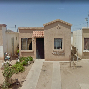 Casa En Remate Bancario Ubicada En Prado Del Rey, Mexicali, Baja California. Aprovecha Esta Gran Oportunidad. (no Se Aceptan Creditos Hipotecarios) -ao