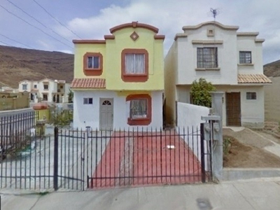 Casa En Venta De Oportunidad En Residencial Villas Del Rey, Ensenada Bc - Ma-ebb97