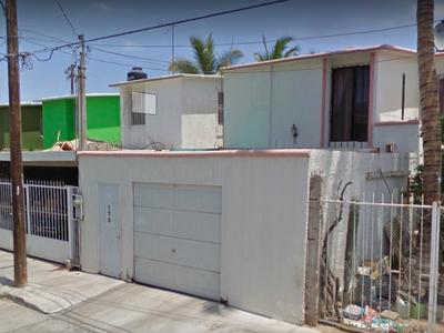 Casa En Venta En Bahía De La Paz-por La Expista Aerea-uabsc-sears Bellavista-precio De Remate