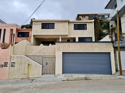 Casa En Venta En Chapultepec 9a. Secc. En Tijuana, Zona Dora