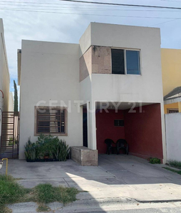 Casa En Venta En Colonia Cantizales, Apodaca, Nuevo León