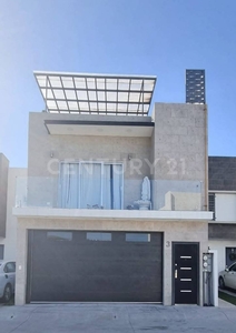 Casa En Venta, En Valparaiso Residencial, Tijuana, B.c.