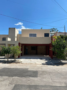 Casa Remodelada En Venta En La Florida , Merida, Yucatan.