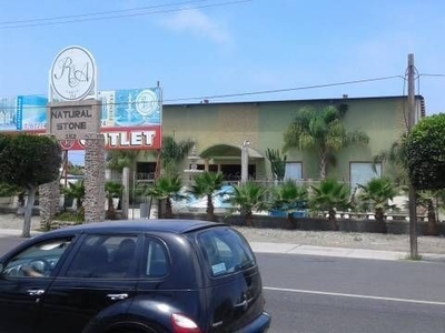 En Renta, Local Comercial En El Corazón De Playas De Rosarit