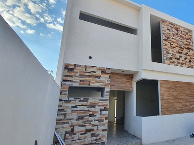 Estrena Casa Por Puerta Del Valle Residencial Al Norte De La