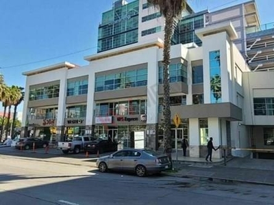 Excelente Local Comercial En Renta Ubicado Dentro De La Plaza Lincoln En Zona Urbana Rio