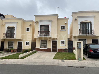 Renta De Casa Amueblada De 3 Recamaras, En Verona Residencial, Tijuana, B.c.