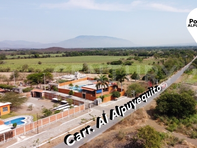 Terreno En Venta En Fraccionamiento Las Carretas, Alpuyequito, Colima