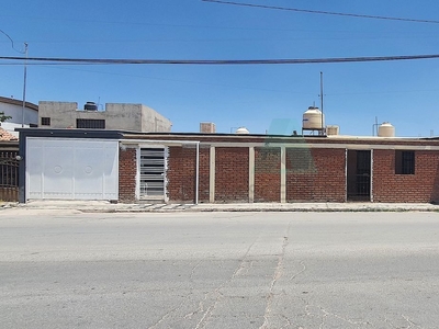 Venta De Casa Tipo Dúplex En Col. Villa Juárez, Dator