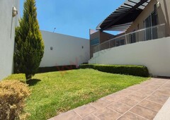 casa de 1 piso en renta en privada lomas del tec. 32,000