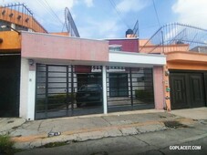 Casa en Venta en Plazas De la Colina, Tlalnepantla RCV-4498 - 3 recámaras - 1 baño - 161 m2