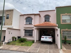 Casas en venta - 152m2 - 3 recámaras - Arboledas I - $2,750,000