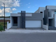 Casas en venta - 250m2 - 2 recámaras - Chihuahua - $4,700,000