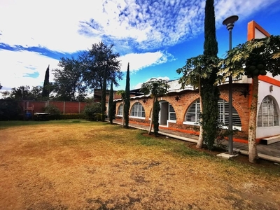 Casa de Campo en Venta frente a la laguna de Cajititlan
