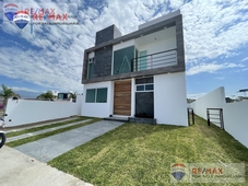 Doomos. Pre-venta de casa en fraccionamiento, Atlatlahucan, MorelosClave 3912