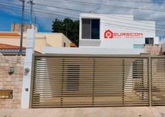 Casa de 2 plantas en Renta en Fraccionamiento Nuevo Yucatán Mérida