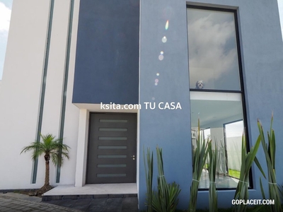 Casa en esquina en venta o renta en Parque Sinaloa, Lomas de Angelópolis, Puebla, con habitación en planta baja., onamiento Lomas de Angelópolis