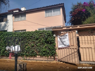 Casa en Venta en Ciudad Satélite, Naucalpan, Estado de México - 3 recámaras - 1 baño