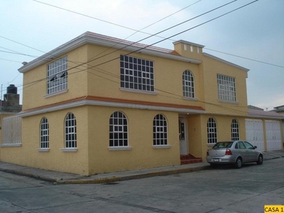 CASA EN VENTA TOLUCA