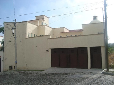 Residencia Burgos Bugambilias