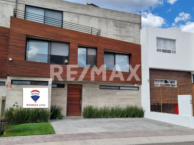 Casa renta Colinas de Juriquilla Querétaro RCR220715-LS