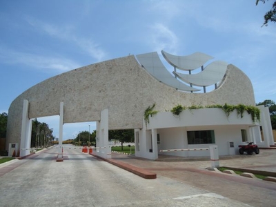 Lote Residencial en Venta en Lagos del Sol Cancún de 736 m2