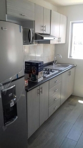 RENTA DE REMODELADO DEPARTAMENTO AMUEBLADO EN ZONA NORTE A 4 MIN PLAZAMAYOR