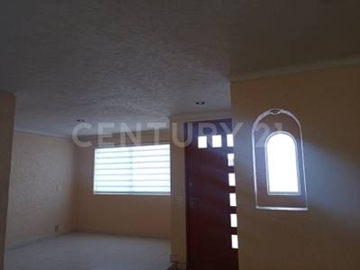 Casa en Condominio en Renta en Las Américas, Metepec, Estado de México