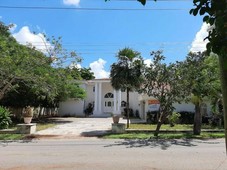 casas en renta - 1600m2 - 3 recámaras - la ceiba - 55,000