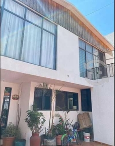 Casa en Venta - Colón Echegaray