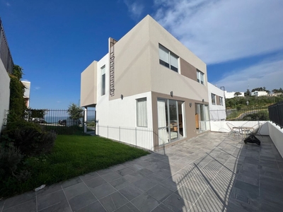 Casa en Venta en Colinas de San Isidro - 