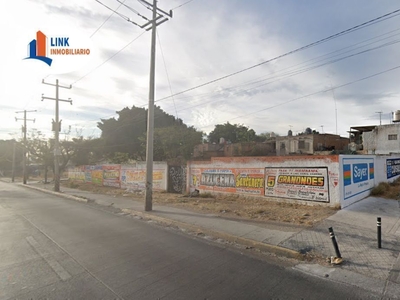 Terreno en venta sobre Periférico en San Miguel de Huentitan, Guadalajara.