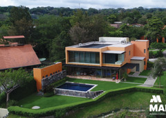 Majestuosa Casa de Campo Residencial en Suchitlán Colima con Vista a la Barranca