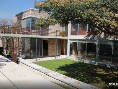 Se vende casa con diseño de Arquitecto reconocido en la Aldea Jiutepec Morelos