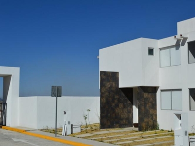 Casa en Venta en circuito del lago sur mz. 6lt. 5, la guadalupana d Atizapan de Zaragoza, Mexico