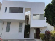 Casas en venta en Lomas AngelÃ³polis