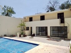 EN VENTA Preciosa Casa Sola en Rancho Cortez