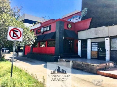 Doomos. RENTAMOS LOCAL COMERCIAL DE 600 MT2, EN LA MEJOR UBICACIÓN DE ZONA RIO, PROPIO PARA RESTAURANT, BAR, SALON DE EVENTOS ETC. SUPERFICIE DE 600 MTS2