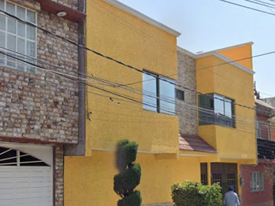 Casa en venta Calle Oriente 2 10-12, Central, Nezahualcóyotl, México, 57500, Mex