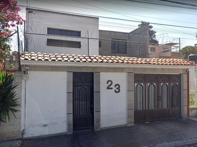 Casa en venta Calle Otumba 58-88, Centro Urbano, Fraccionamiento Cumbria, Cuautitlán Izcalli, México, 54740, Mex