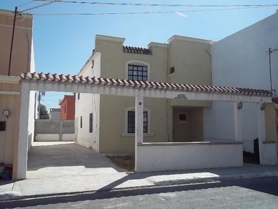 Vendo casa en Zona Privada cerca de Nuevo Wal- Mart