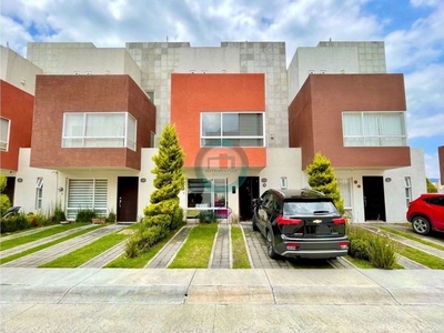 Villa en renta Calle Bosque De La Mora, Santiago Miltepec, Toluca, México, 50020, Mex
