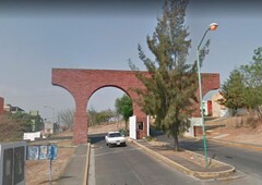 Casa en Fraccionamiento Ario 1815, Morelia, Michoacán. Barata -INT-LR