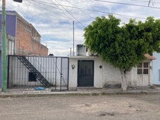 casa en venta en la colonia san pedrito peñuelas querétaro