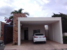casa en venta en merida yucatan con cochera techada dos recamaras