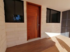 casas en venta - 164m2 - 4 recámaras - rancho santa monica - 3,600,000