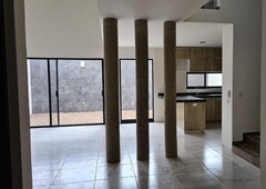 casas en venta - 188m2 - 3 recámaras - rancho santa monica - 3,500,000