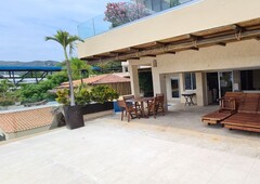 EN VENTA VILLA EN ACAPULCO FRACC BRISAS GUITARRON MUELLE CON ACCESO AL MAR